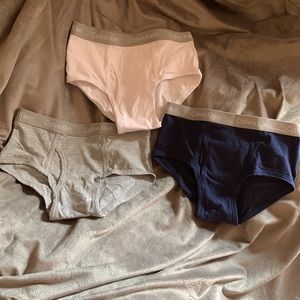 Calvin Klein NWOT Boys Large, 12/14. Cotton Briefs. White, Gray and Navy.